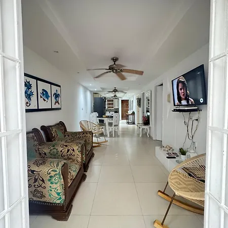 Comodo Dentro De Murallas De - 112 Camila Apartamento