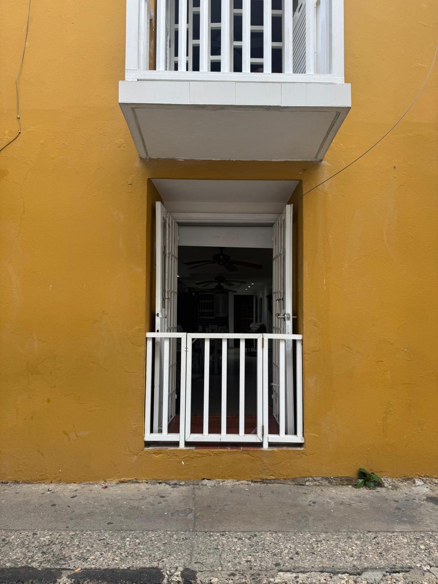 Apartamento Comodo Dentro De Murallas De - 112 Camila