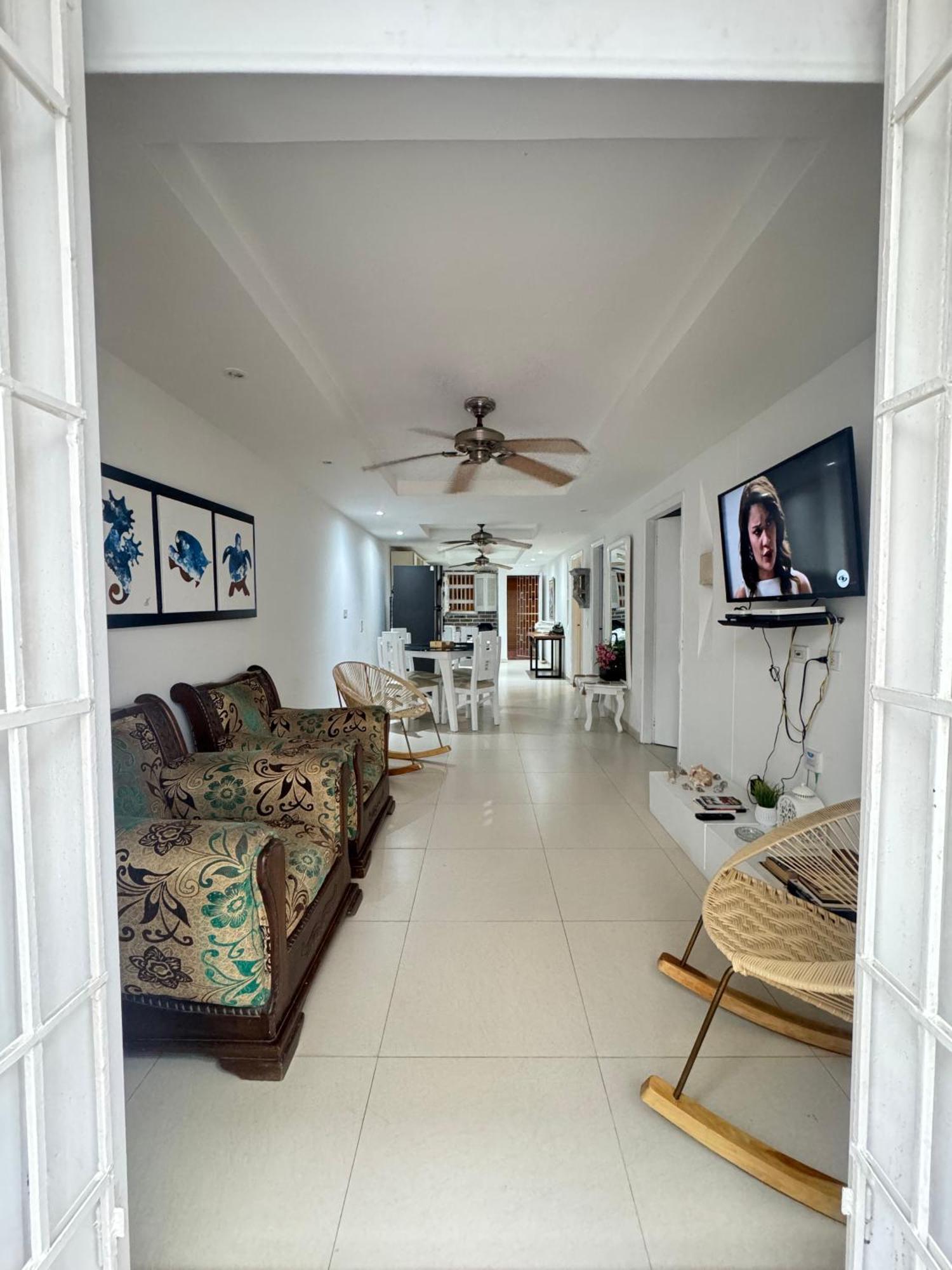 Apartamento Comodo Dentro De Murallas De - 112 Camila *