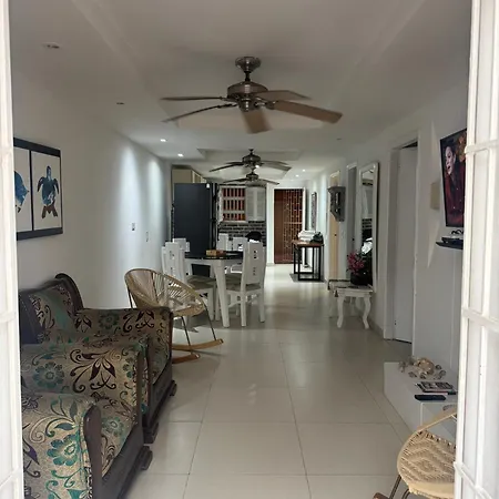 A1-12 - Comodo Con Excelente Ubicacion Dentro De Murallas De Apartment